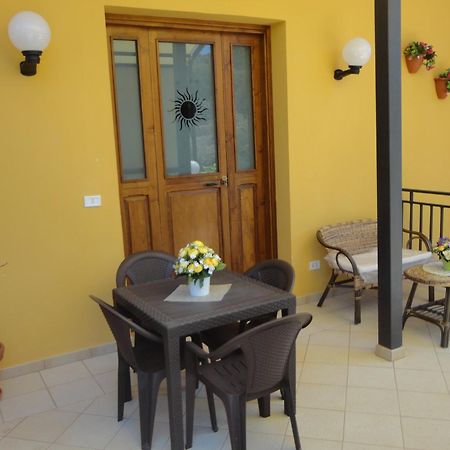 Baciati Dal Sole Apartment Porto Empedocle Exterior foto