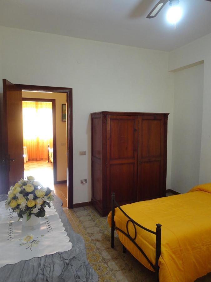 Baciati Dal Sole Apartment Porto Empedocle Exterior foto