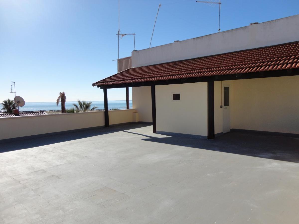 Baciati Dal Sole Apartment Porto Empedocle Exterior foto