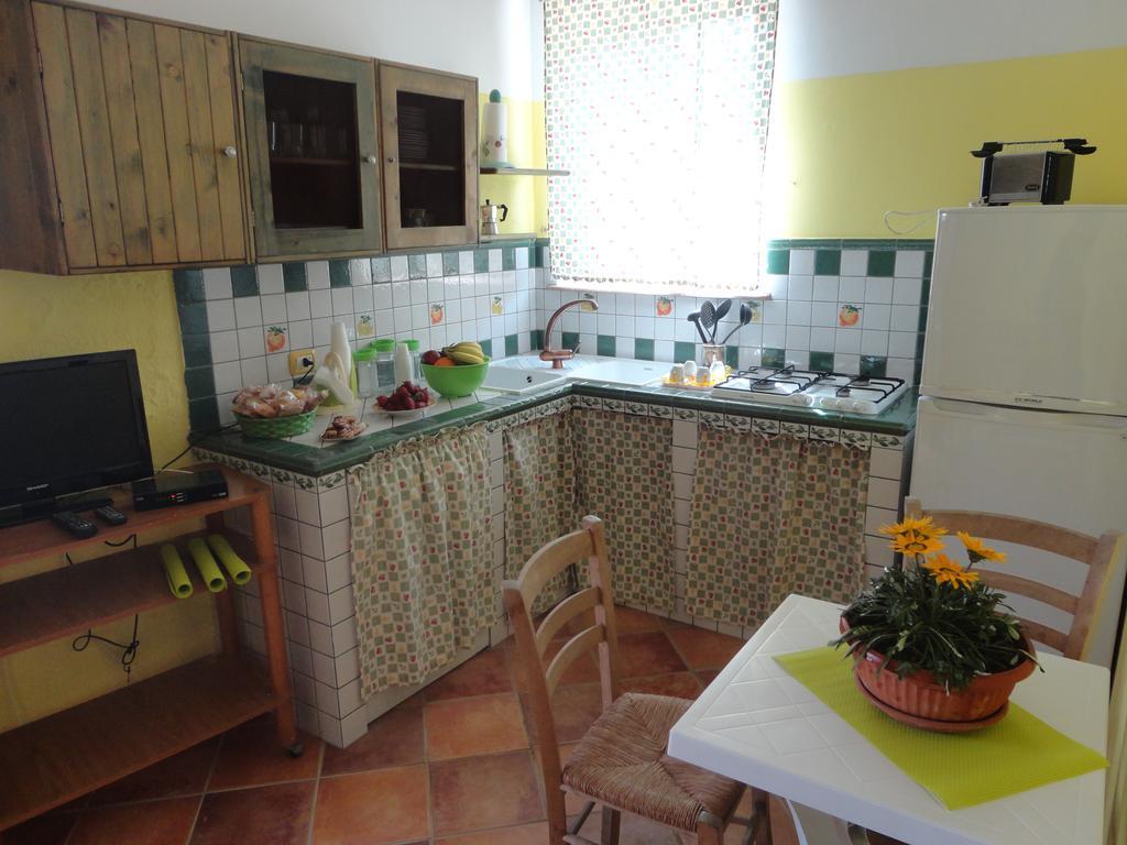 Baciati Dal Sole Apartment Porto Empedocle Cameră foto