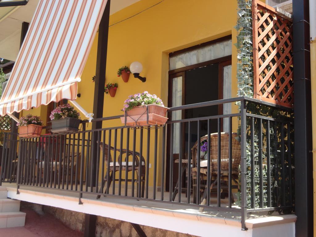 Baciati Dal Sole Apartment Porto Empedocle Exterior foto